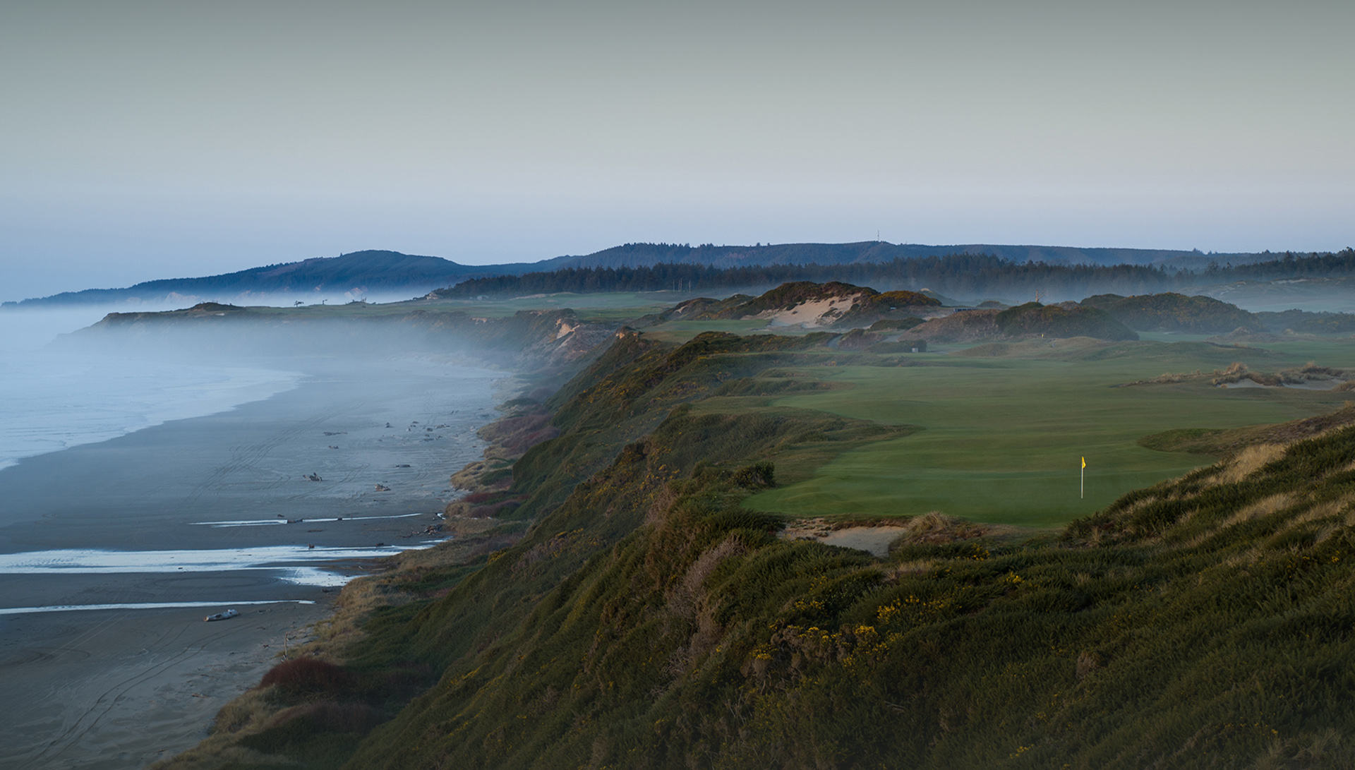Pacific Dunes golf course